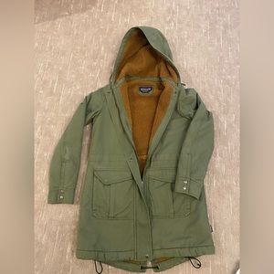 Patagonia Women’s Small Canvas Parka, Sherpa Lined